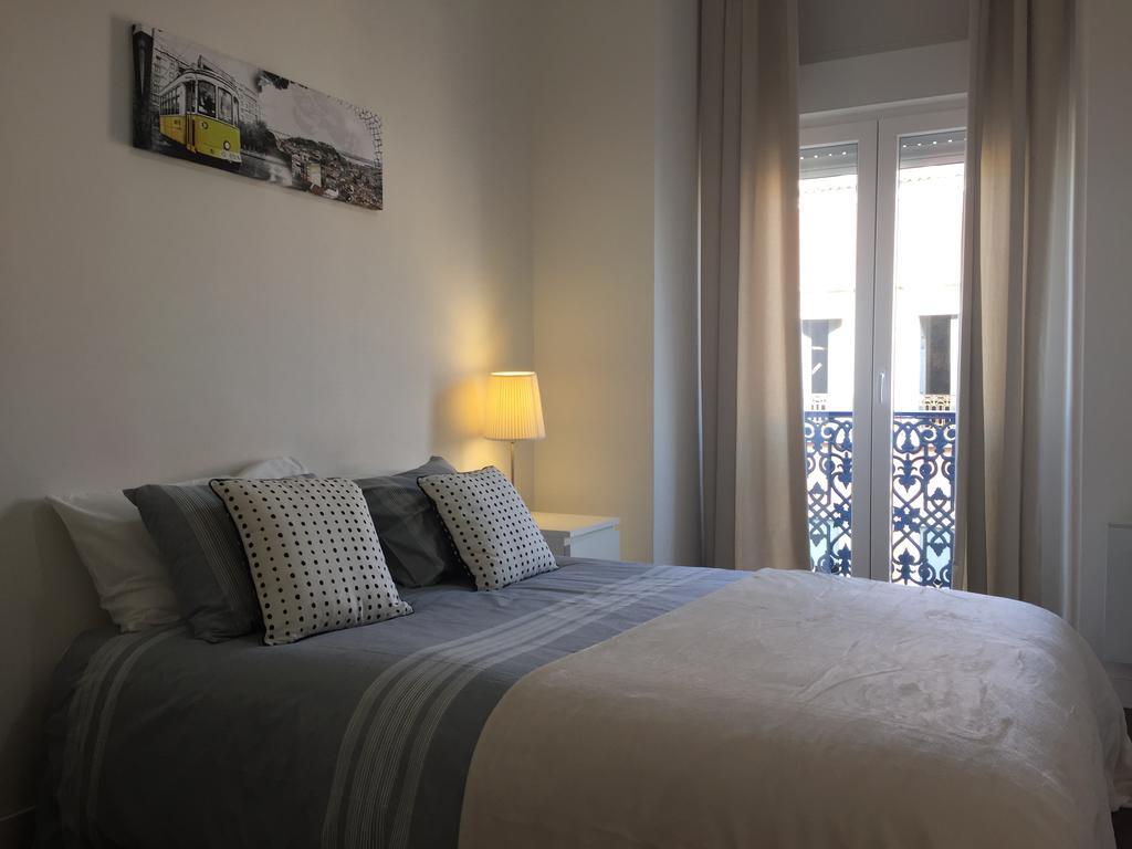 Modern Conde Barao - Sss Apartments Lisbon Room photo
